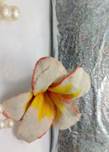 Floral Pearl Necklace