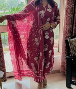 Burgundy Floral Print Kurta Set