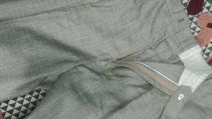 Stitched men&#39;s pants