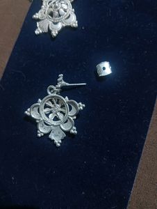 Silver Look Artificial Necklace And Earrings