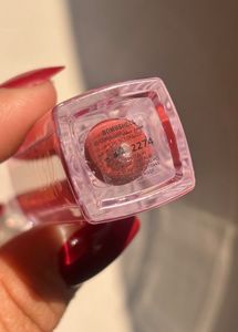 Huda Beauty FauxFiller lipgloss:- Bombshell