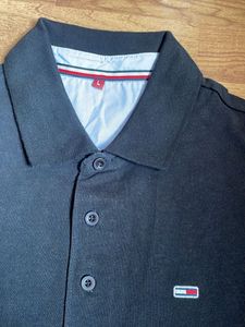 Tommy Hilfiger Black T-shirt