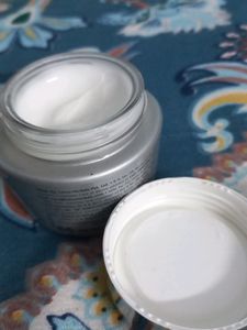 Lotus Harbals White Glow Night Cream