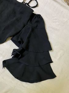 Black Floral Sleeves Crop Top