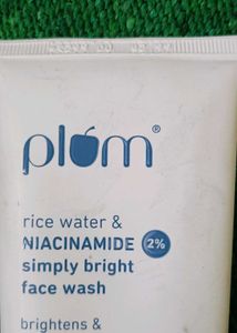 Plum Rice Water &amp; Niacinamide Face Wash