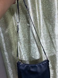 H&amp;M Black Handbag