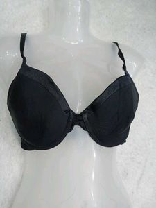 32 D Pedded Look