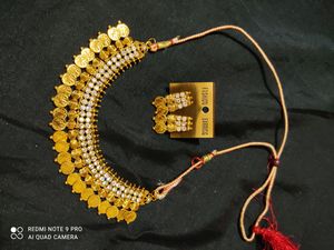 Beautiful necklace set