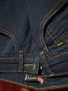 Kotty straight fit dark blue trendy jeans