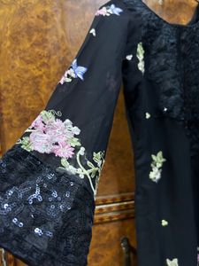 Pakistani Elegant Suit