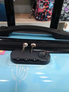 Kids Trolley Bag 🛒