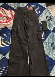 Wide Leg Cargo Pants