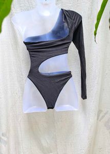 I. SEXIEST BODYSUIT
