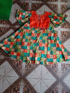 Butterfly Back Crop Top With Ethnnic Skir
