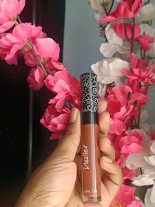 Viral Dazller Lipstick Hazelnut Shade