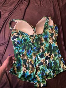Floral Print One-Piece Top/Swimsuit