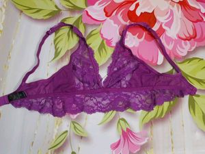 (1300)Purple Lace Bralette