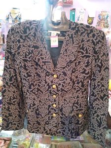 printed blazer with pocket design...