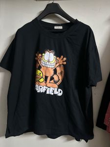 Garfield Graphic Tee