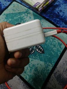 OnePlus SuperVOOC Charger80W