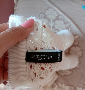 White Korean Shrug 🎀