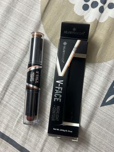Hilary Rhoda Highlighter + Contour