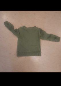 Set of 4 Preloved Unisex Sweatshirts (3 to 5 yrs)