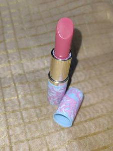 Estee Lauder Lipstick