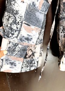 Abstract Print Top