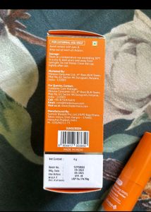 Tha Derma Co Powder Sunscreen