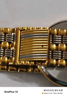 RARE Vintage Gold Rhodium Plated Watch (UNISEX)