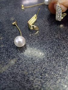 Unused Zirconia Metal Earrings With Pearl