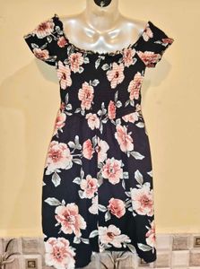 Size S/M🎁Buy 2 Get 1 Free 🎁Floral Mini Dress
