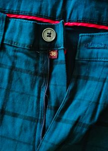 Formal Checkers Trousers For Office Wear - Men