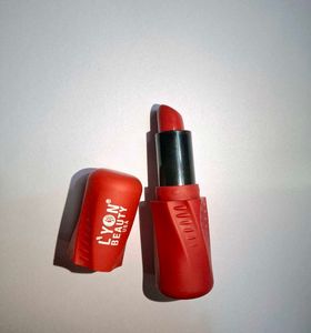 L&#39;YON BEAUTY USA LIPSTICK..