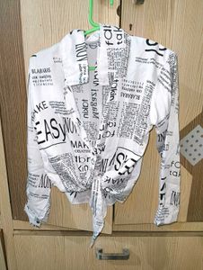 Stylish Graphic Print Shrug