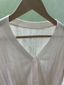 White Ribbed Cropped Cardigan