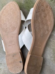 Zudio Flats