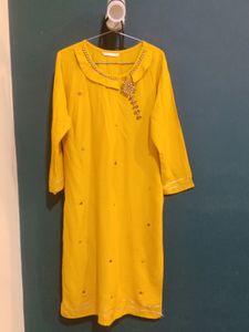 ONLY BRAND MUSTARD COLOUR EMBELLISHED KURTA. SIZE M