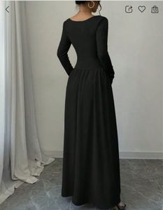 savana Black Maxi Dress