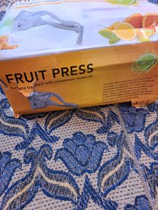 Hand Juicer