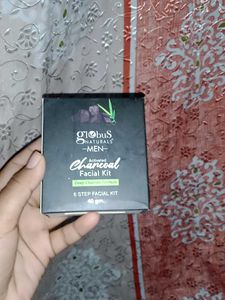 Globus Naturals Men Charcoal Facial Kit