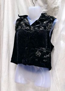 293010. Floral Velvet Vest