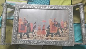 Showpiece with Painting