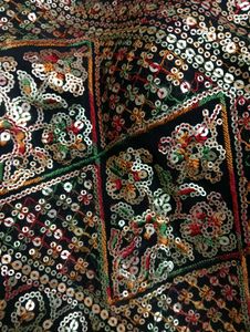 Black &amp; Gold  nayra Set