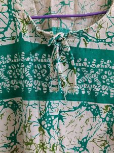 printed green and white short kurti