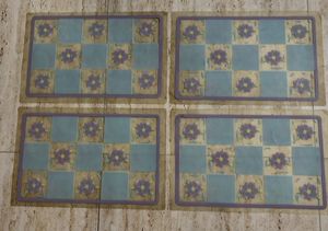 Table Mat (Set of 4)