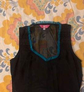 Be: Chic Black Kurta with Blue Trim
