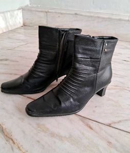 Women Chelsa Boots