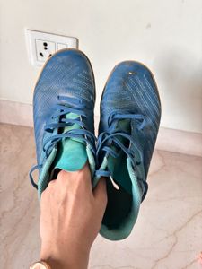 Decathlon UK5 Football Shoes